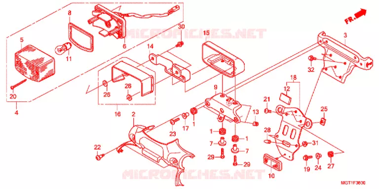 FEU ARRIERE Honda MOTO 400 VT 2011  VT400SB