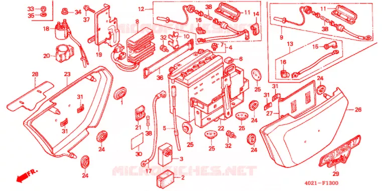 COUVERCLE LATERAL - BATTERIE Honda MOTO 125 CD 2001  CD125T1