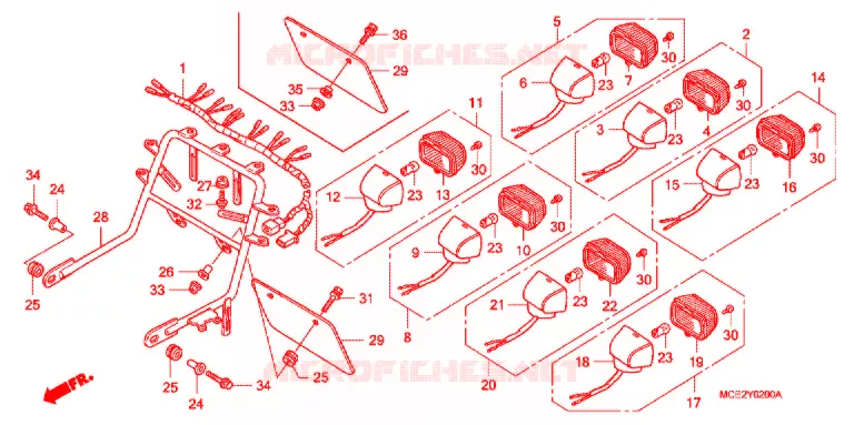 FEUX ARRIERE Honda MOTO 400 CB 2007  CB400L6